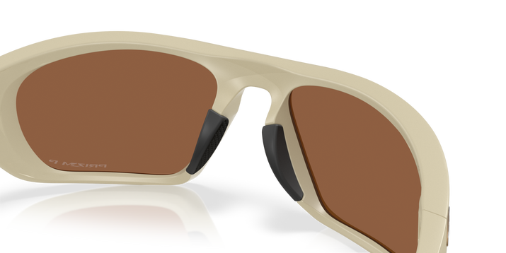 Oakley Lateralis